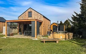 Marine House-Nowoczesna Stodola Nad Morzem,Duzy Ogrod,Prywatny Hot Tub